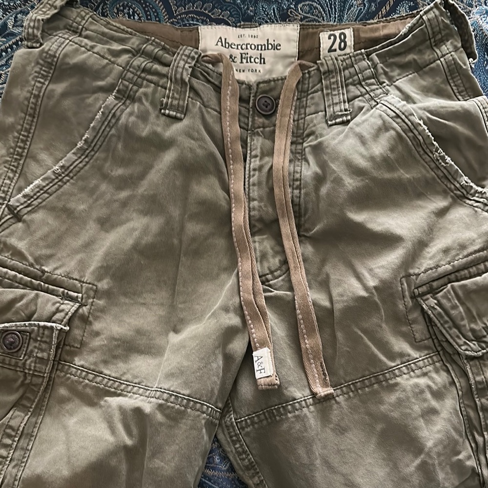 Abercrombie & Fitch Olive Cargo Shorts